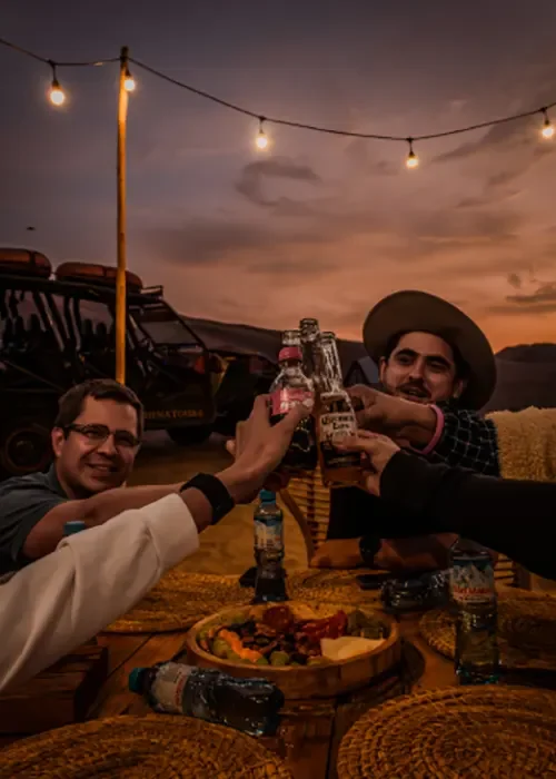 Cena en el desierto
